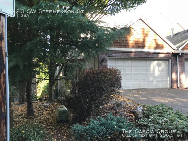 Building Photo - 3723 SW Stephenson St