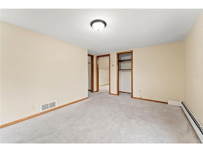 Building Photo - 8910 2nd Ave S