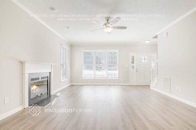 Building Photo - 1612 Nesfield Pl