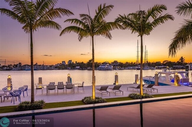 Foto del edificio - 765 Middle River Dr