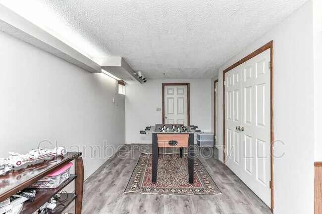 Building Photo - 3045 Promenade Pl