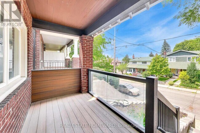 Photo du bâtiment - 163 Glenmount Park Rd