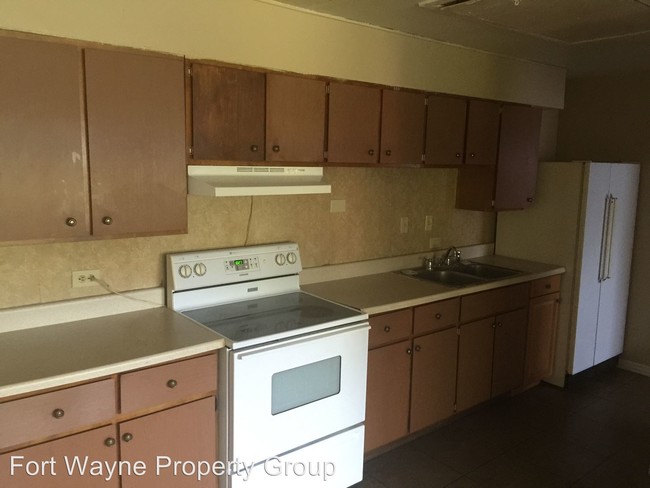 Building Photo - 1419 W Wildwood Ave