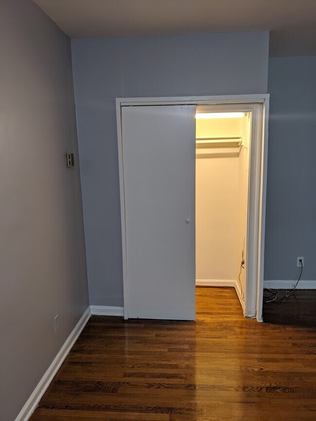 Foto del edificio - 115 E St SE