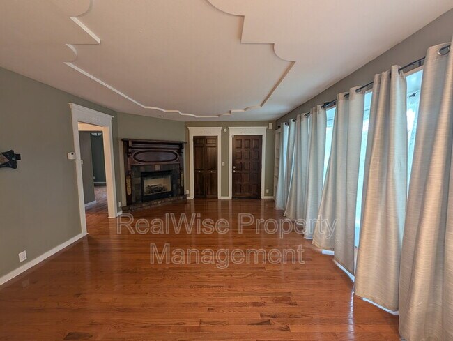 Foto del edificio - 501 NE Broadway St