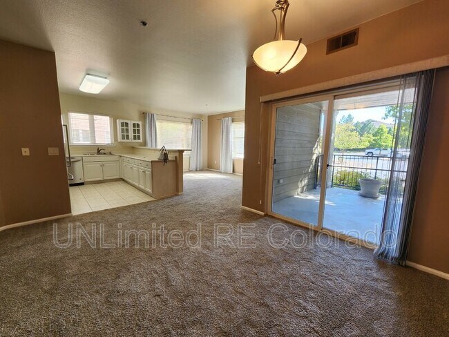 Building Photo - 2894 W Riverwalk Cir