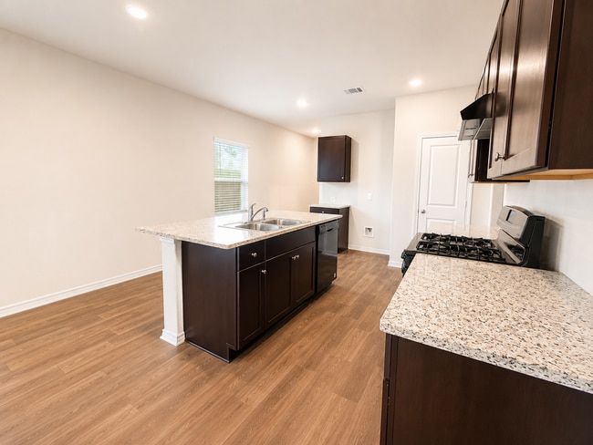 Building Photo - Beautiful 4-bedroom home in Riverstone at Westpointe featuring 2 spacious living areas, a downsta...
