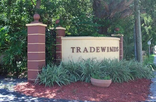 Building Photo - 353 S McMullen Booth Rd