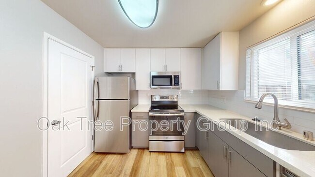 Foto del edificio - 2531 Grove Way