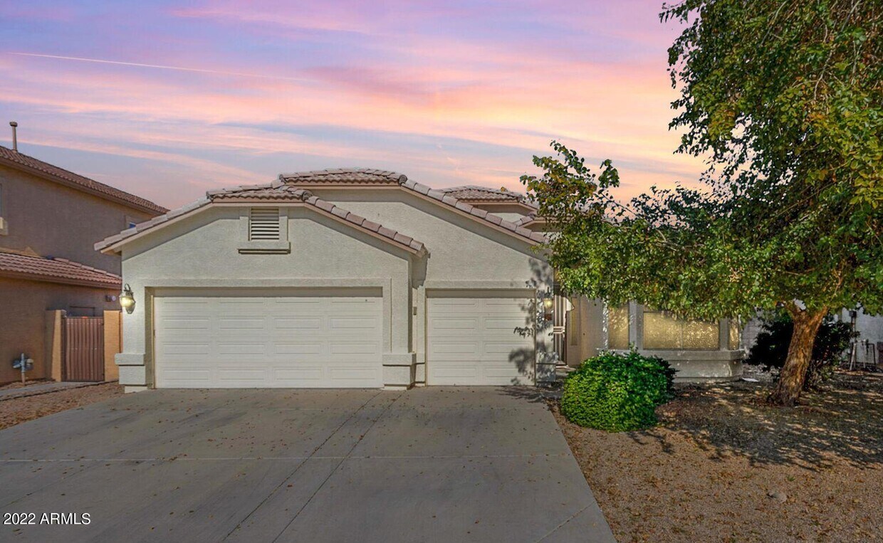 826 W Allen St, Phoenix, AZ 85041 House for Rent in Phoenix, AZ