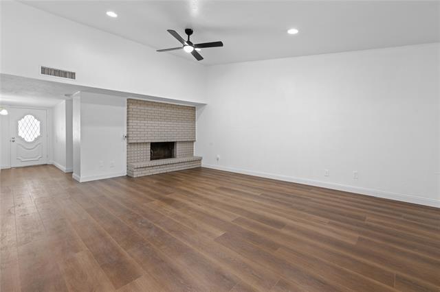 Foto del edificio - 4714 Sprucewood Ln
