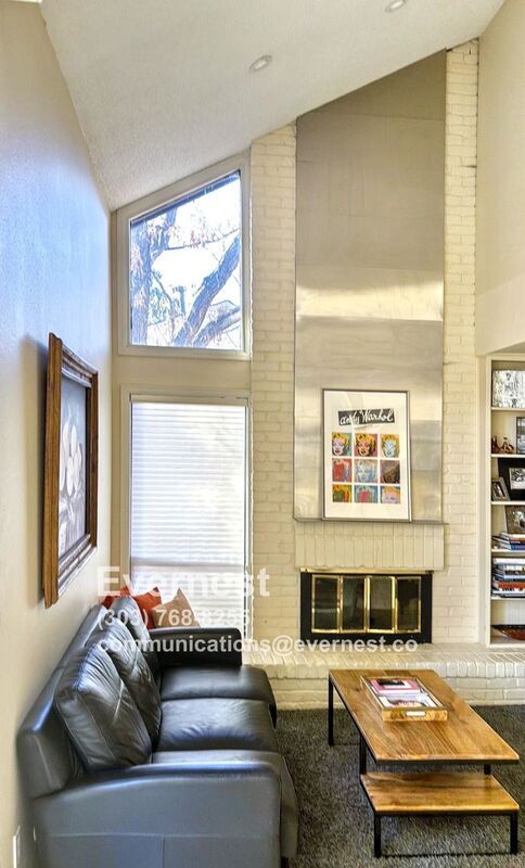 Foto del edificio - 5250 S Joliet Way