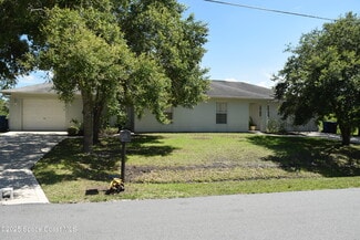 Building Photo - 1650 Chamorro St SE