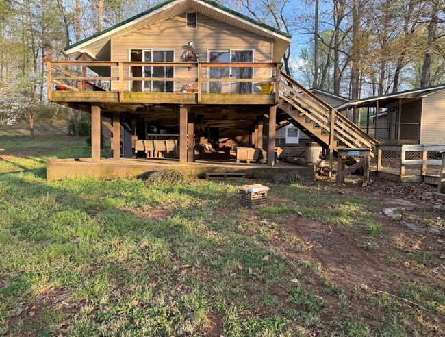 Foto del edificio - 3058 Bass Dr