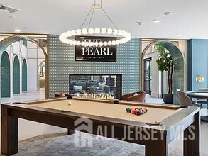 Building Photo - 2000 Schindler Dr