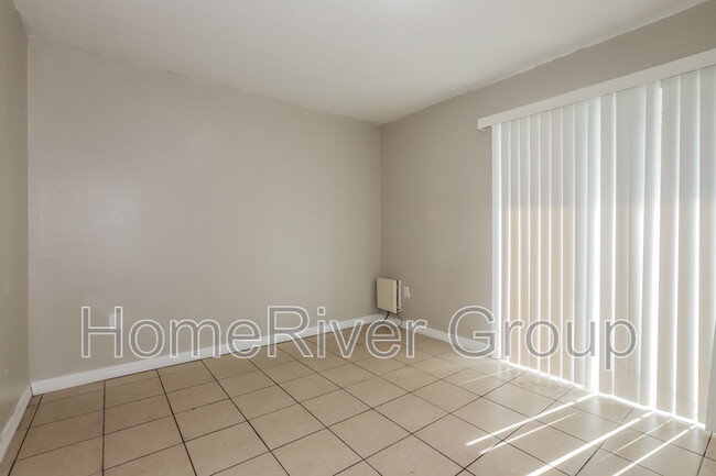 Foto del edificio - 1680 32nd St NW