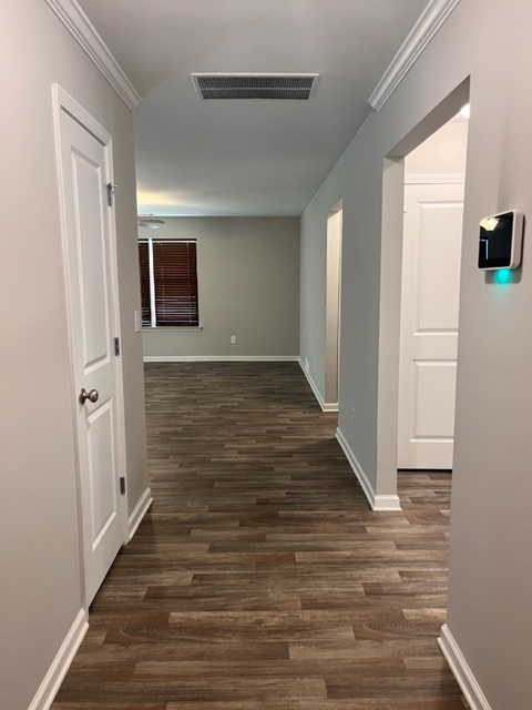 Foto del edificio - 123 CHARLESTON Ln