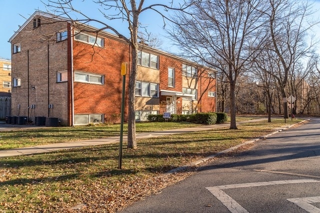 Building Photo - 231-233 Callan Ave