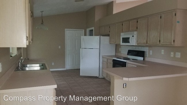 Building Photo - 3 br, 3 bath House - 33 Ocean Trace Road
