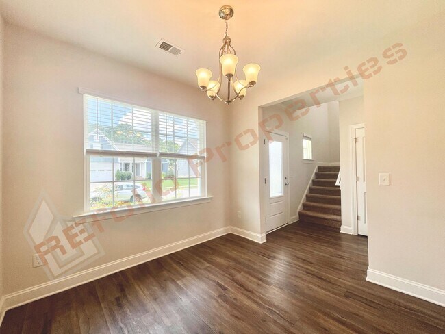 Foto del edificio - 321 Quarryrock Rd