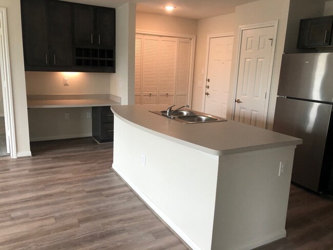 Kitchen Island - Huntington at College Station