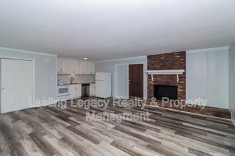 Building Photo - 2325 15th St NE