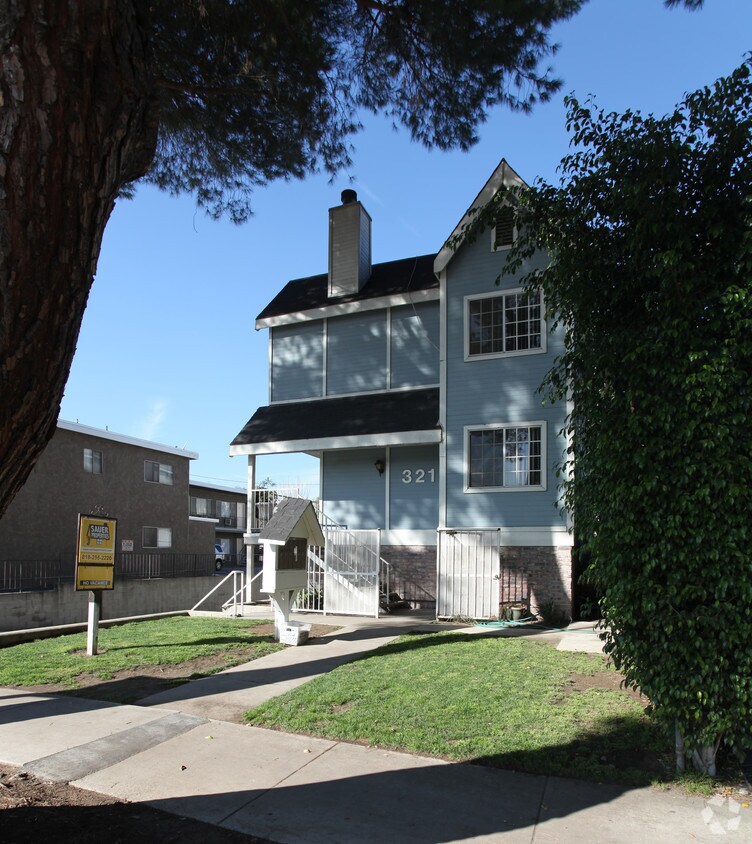 Building Photo - 321 Western Ave