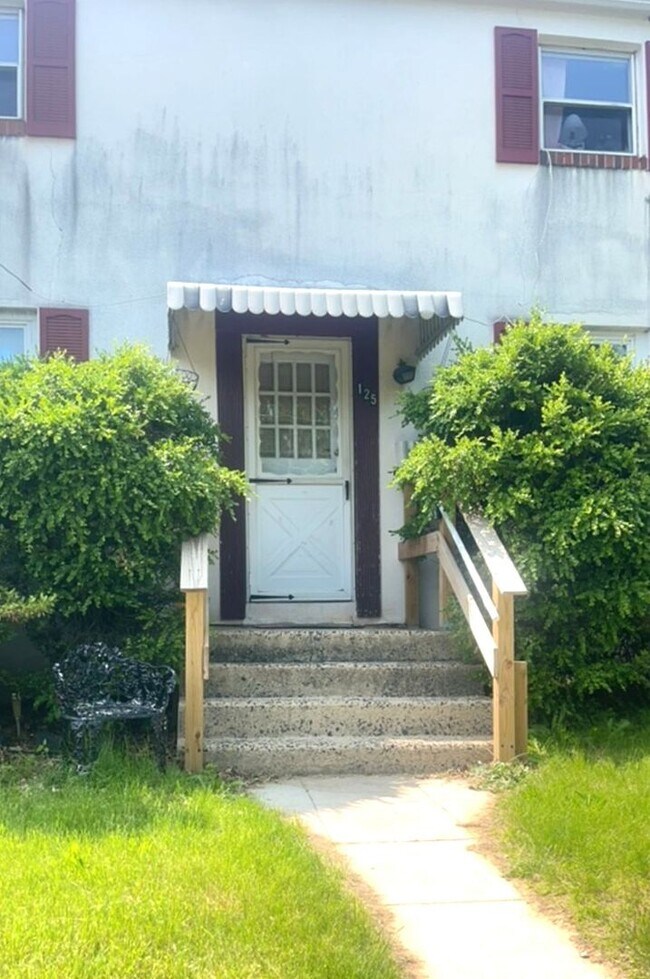 Foto del edificio - 125 Lemon St