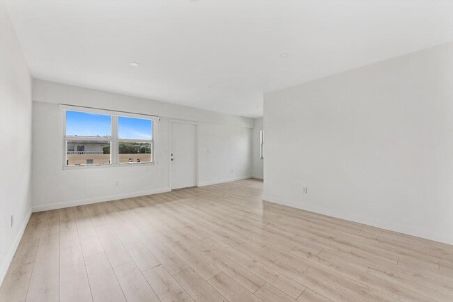 Foto del edificio - 71 Fanshaw B