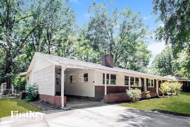 Building Photo - 4003 Broadacres Dr