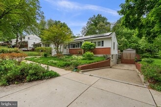 Building Photo - 308 Clagett Dr
