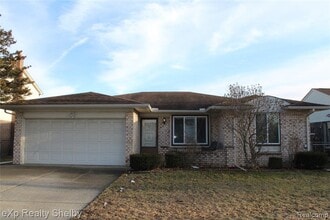 Building Photo - 13770 White Cap Dr