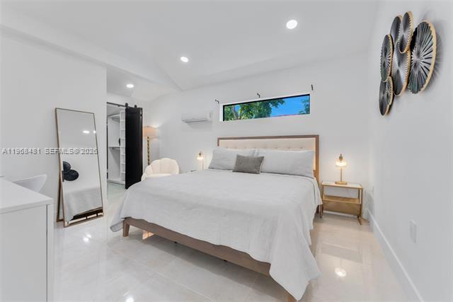 Foto del edificio - 231 NE 45th St