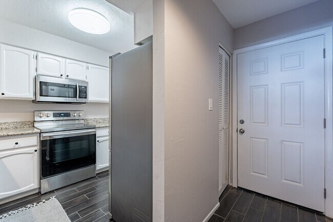 Foto del edificio - Two Bedrooms in Old Town Scottsdale - Available November 5, 2025!