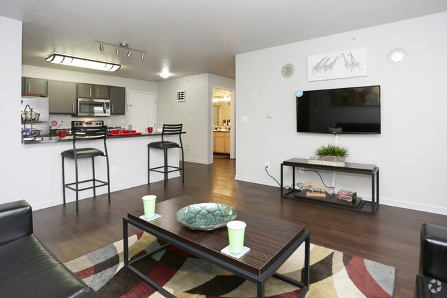 Photo - The Club at Chandler Crossings Apartments