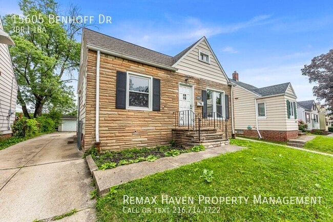 Building Photo - 15605 Benhoff Dr