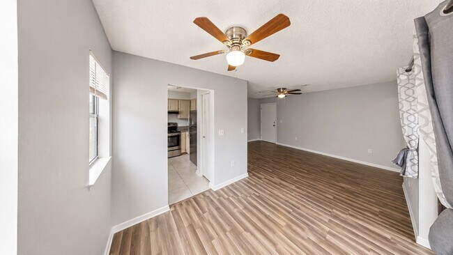 Foto del edificio - 10352-10358 Hemlock St.