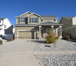 Building Photo - 1839 Silver Meadow Cir
