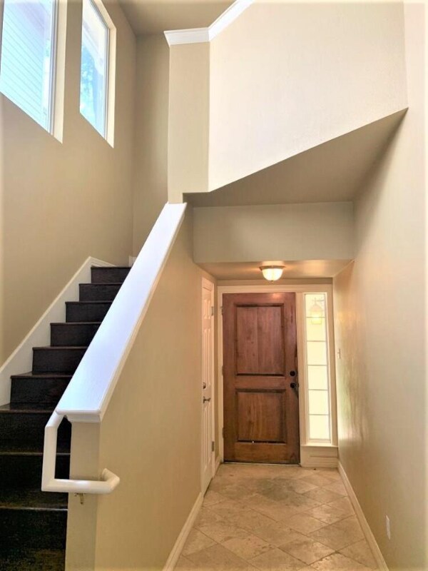 Foto del edificio - 403 E 32nd St