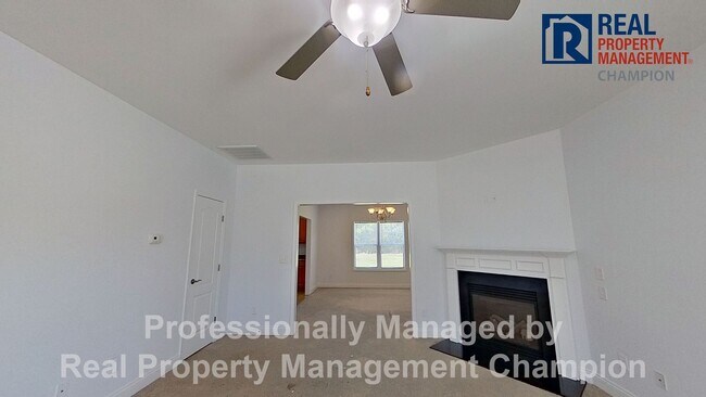 Foto del edificio - Large Home Near Camp Lejuene and Stone Bay