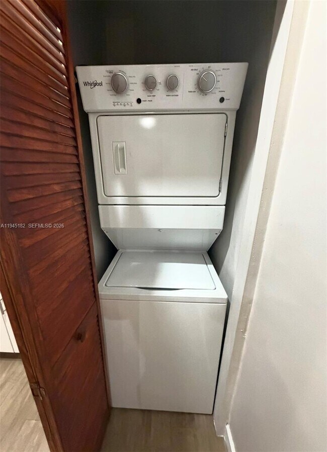 Foto del edificio - 12040 SW 119th Pl