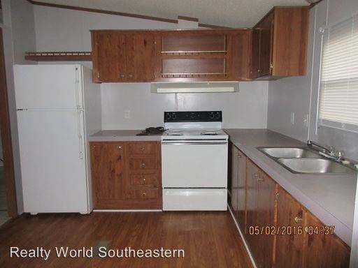 Foto del edificio - 633 Johnson Nursery Rd