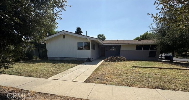 Primary Photo - 9841 Lubao Ave