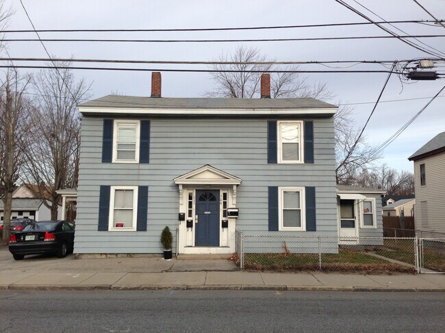 Foto del edificio - 109 W Hollis St