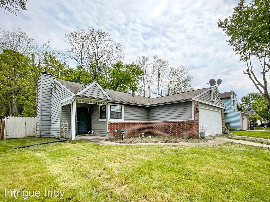 3 br, 2 bath House 1541 Creekside Lane House Rental in Greenwood