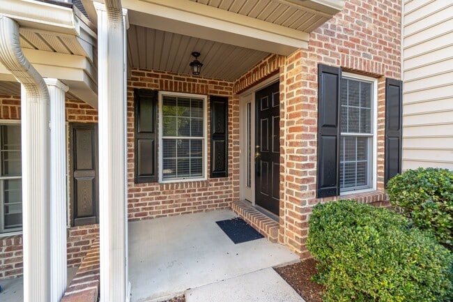 Building Photo - 5035 Mendenhall Dr.