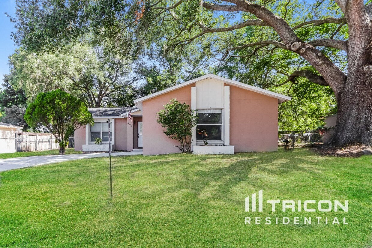 Foto principal - 605 Missionwoode Dr