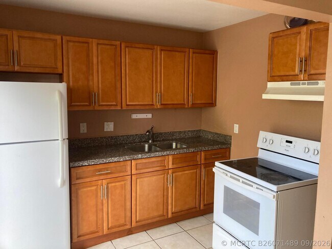 Foto del edificio - 4715 NW 9th Dr