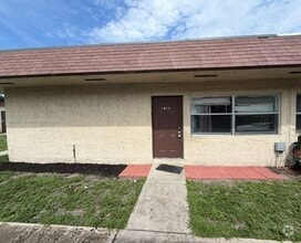 Building Photo - 5402 NW 24th Ct