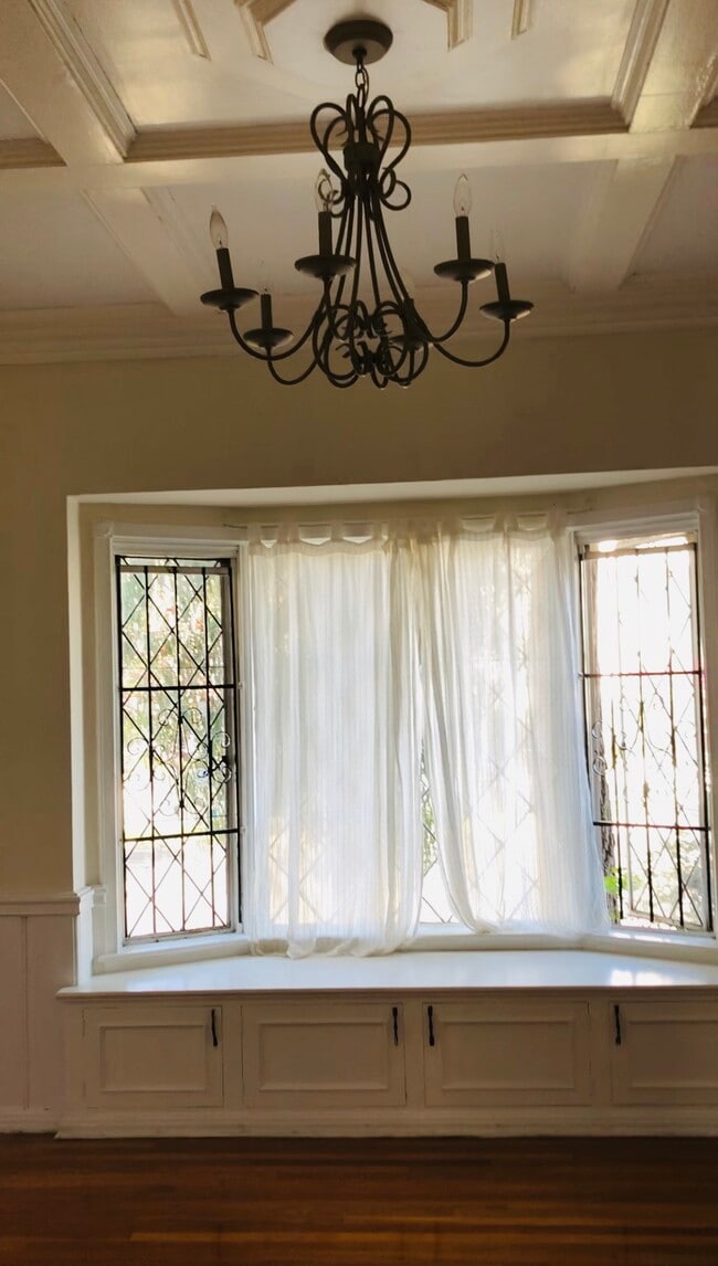 dining room - 10808 Lindbrook Dr